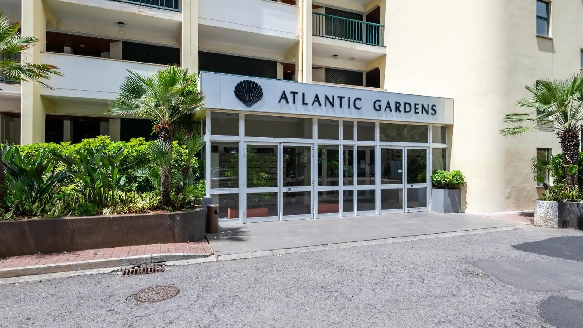 Atlantic View Apartment At Formosa Beach フンシャル