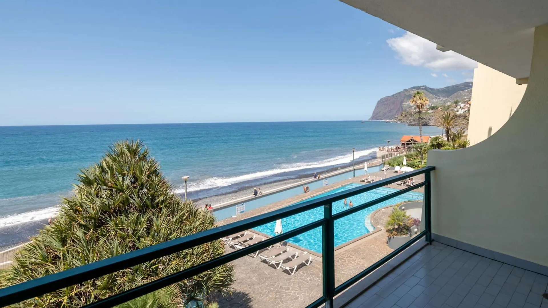 Atlantic View Apartment At Formosa Beach Funchal  0*, Funchal (Madeira)